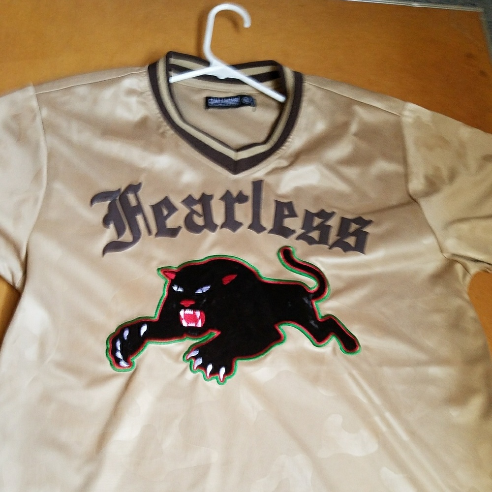 Men's shirt
